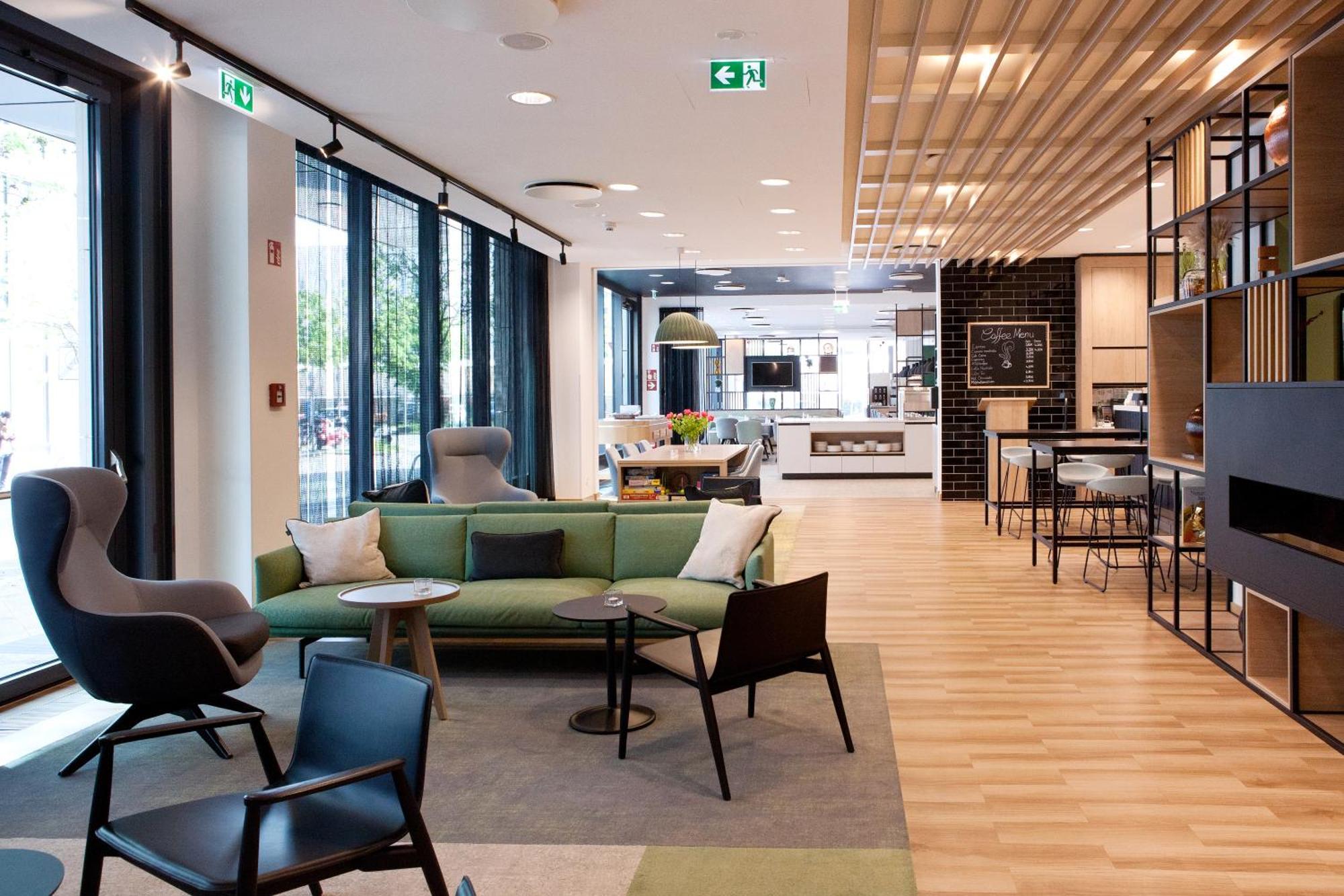 Holiday Inn Berlin City East Side By Ihg — Foto 1